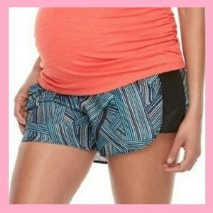 Lightweight Maternity Active Shorts